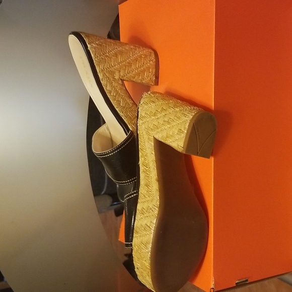 PRADA PLATFORM SHOES SIZE 38 (8) - Picture 4 of 6